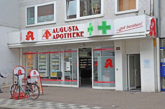 Augusta-Apotheke Außenansicht